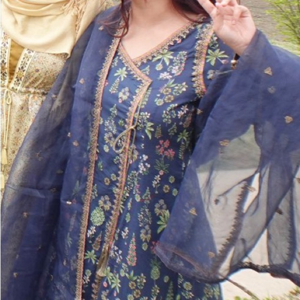Elegant Navy Blue Floral Lehenga with Sheer Dupatta - Picture 3 of 6